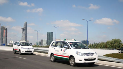 Vinasun 'đổ lỗi' tăng trưởng chậm do Uber và Grab