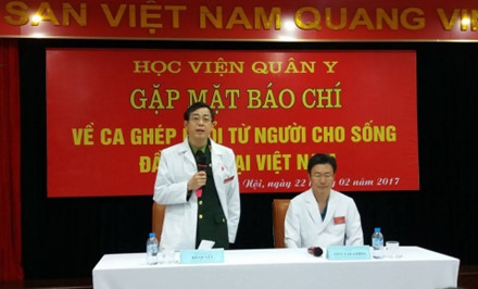 
Thiếu tướng, GS.TS Đỗ Quyết &ndash; Gi&aacute;m đốc Học viện Qu&acirc;n y ph&aacute;t biểu tại buổi họp b&aacute;o
