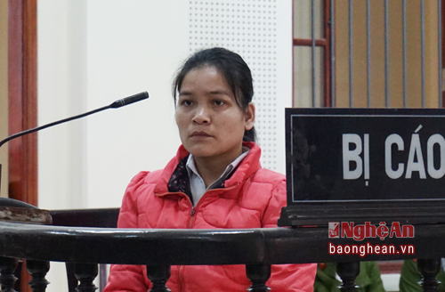 
Lương Mẹ Khăm tại phi&ecirc;n t&ograve;a. Ảnh: Như B&igrave;nh
