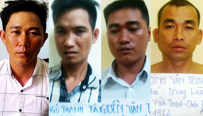 Nguyễn Thành Được (Tèo ruồi, trái) và một số đồng bọn. Ảnh: Công an cung cấp.