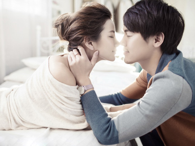 
Ăn qu&aacute; nhiều, qu&aacute; no sẽ l&agrave;m cho bạn cảm thấy chậm chạp, buồn ngủ khi v&agrave;o cuộc (Ảnh minh họa)
