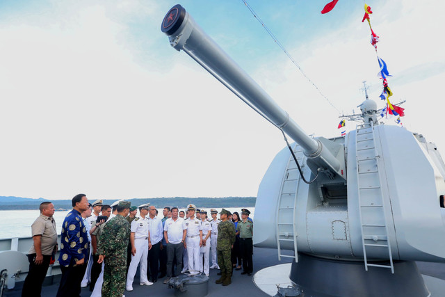 Tổng thống Philippines có thể không thăm Mỹ vì… quá bận
