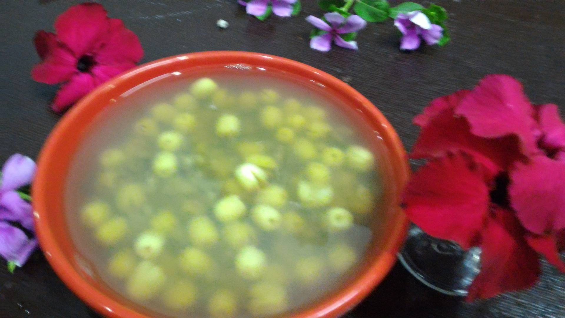Chè hạt sen giải nhiệt ngày hè