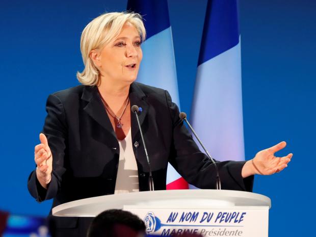 Bà Le Pen bất ngờ từ chức trước vòng 2 bầu tổng thống Pháp