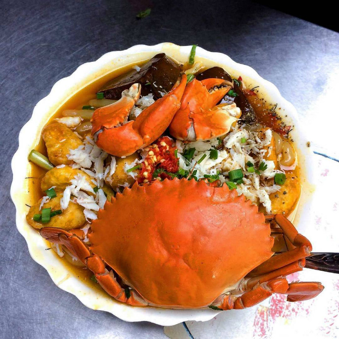 B&aacute;t b&aacute;nh canh hơn 200.000 đồng huyền thoại ở S&agrave;i G&ograve;n - Ảnh 2.