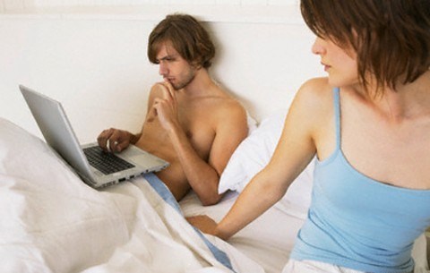 7 c&aacute;ch bạn l&agrave;m tổn thương bạn đời m&igrave;nh m&agrave; kh&ocirc;ng hề biết! - Ảnh 3.