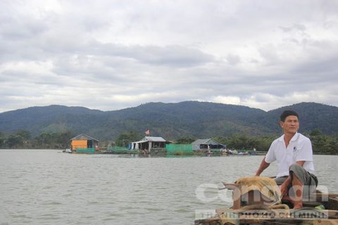 B&iacute; ẩn l&agrave;ng ch&agrave;i  tr&ecirc;n n&uacute;i v&agrave; những ngư d&acirc;n ẩn hiện - Ảnh 1.