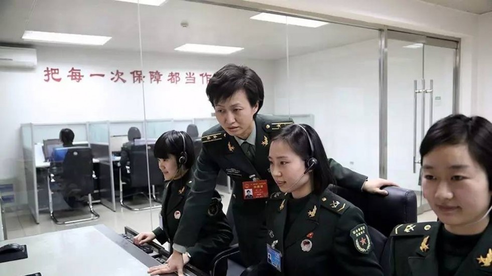 Biệt đội nữ kết nối "điện thoại đỏ" của lãnh đạo Trung Quốc