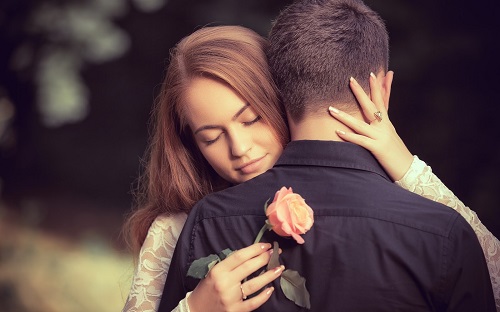Khổ v&igrave; vợ vẫn c&ograve;n trinh - Ảnh 1.