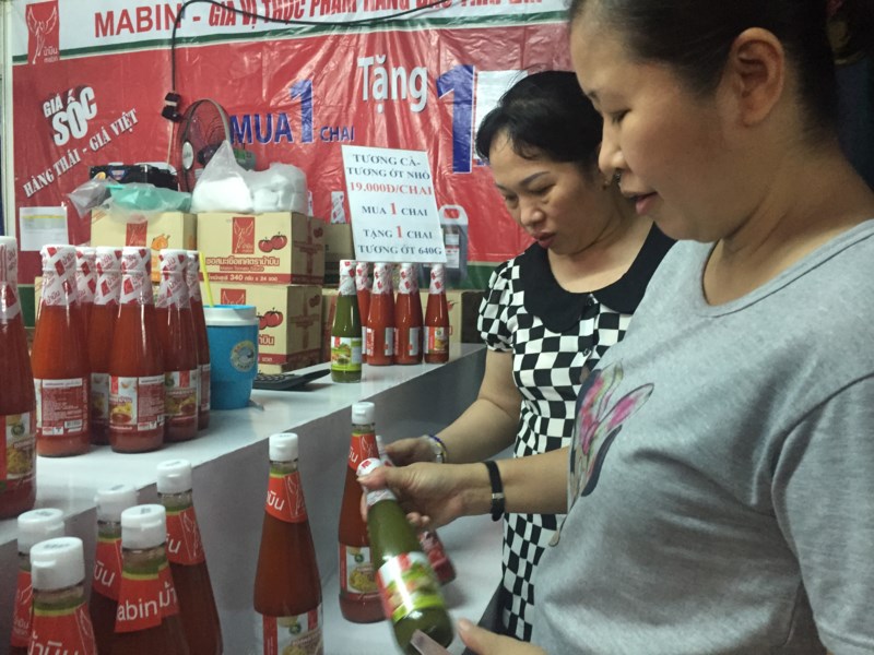 Muốn b&aacute;n h&agrave;ng gi&aacute; rẻ cũng kh&ocirc;ng được - Ảnh 2.