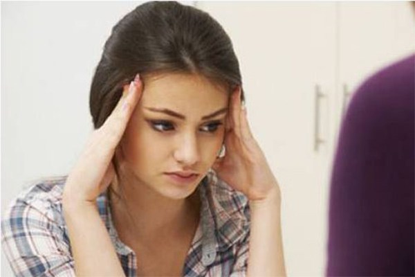 Nằm cạnh chồng m&agrave; lu&ocirc;n tơ tưởng người cũ - Ảnh 2.