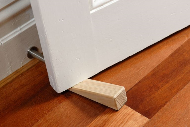 M&oacute;n đồ đơn giản bảo vệ du kh&aacute;ch khi thu&ecirc; ph&ograve;ng - Ảnh 1.