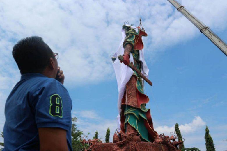 Indonesia: Người dân đòi phá tượng thần Trung Quốc