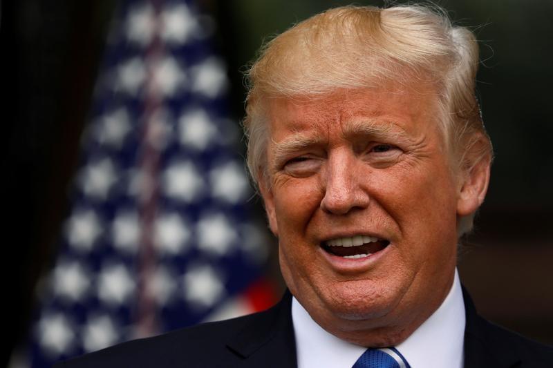 Ông Donald Trump dọa can thiệp quân sự vào Venezuela