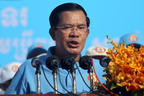 Thủ tướng Hun Sen: Bà Yingluck không đi qua Campuchia
