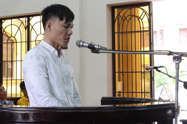 Thảm kịch vì ly bia rơi không trúng địa chỉ! - Ảnh 1.