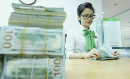 Vay ngoại tệ đang hấp dẫn