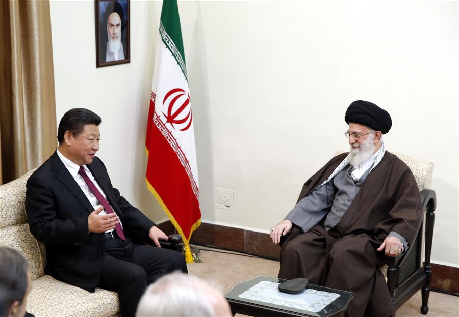 Trung Quốc hối hả đổ tiền vào Iran