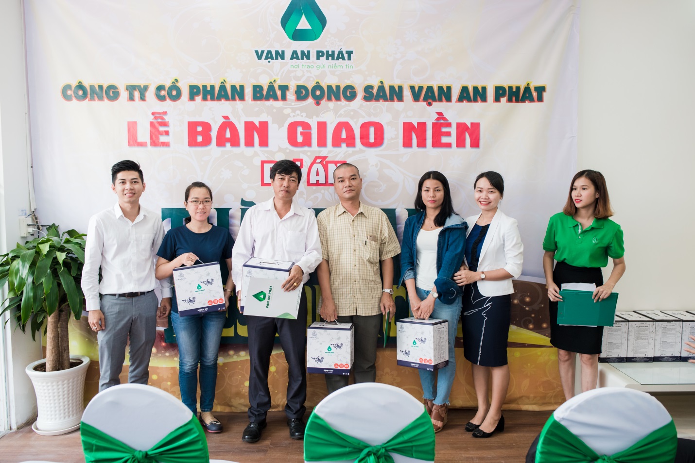 Công ty Bất động sản Vạn An Phát bàn giao đất nền dự án Thành An Residence