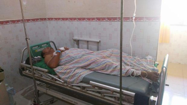 Tử chiến với trăn 7 m, người đàn ông chiến thắng ngoạn mục - Ảnh 3.