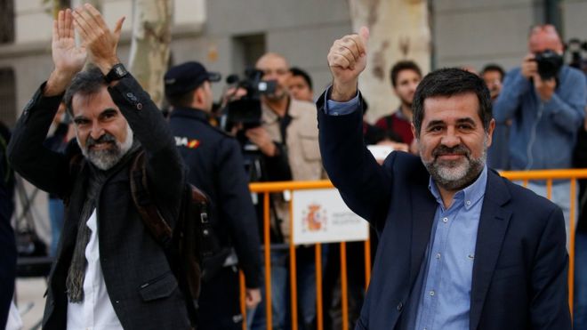 Tây Ban Nha giam giữ các lãnh đạo phong trào độc lập Catalonia