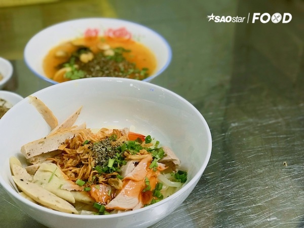 Thử ngay món bánh canh cua trộn vừa có mặt tại Sài Gòn - Ảnh 2.