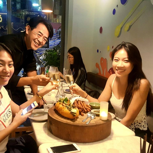 Ổ bánh mì giá hơn 2,2 triệu đồng tại TP HCM