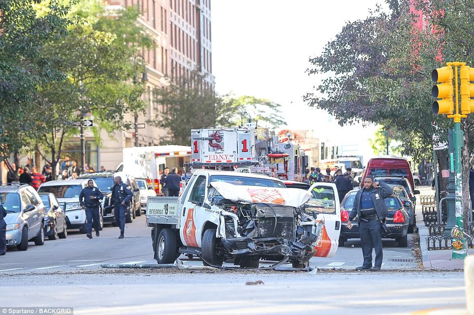 H&eacute; lộ nh&acirc;n th&acirc;n kẻ khủng bố New York - Ảnh 5.