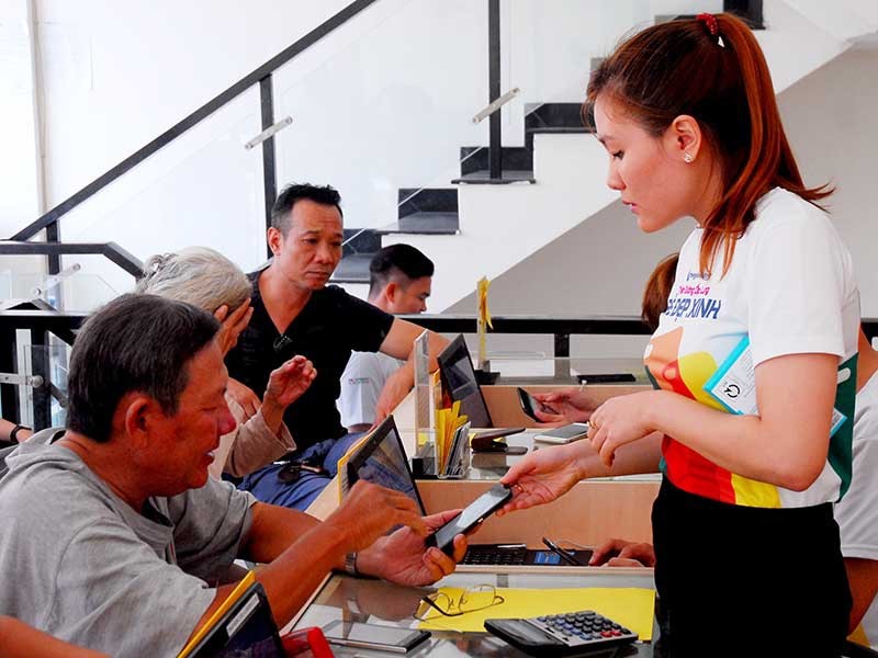 Đâu chỉ Apple Việt Nam khổ vì giấy phép con