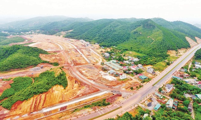 V&acirc;n Đồn quay cuồng trong cơn sốt đất - Ảnh 1.