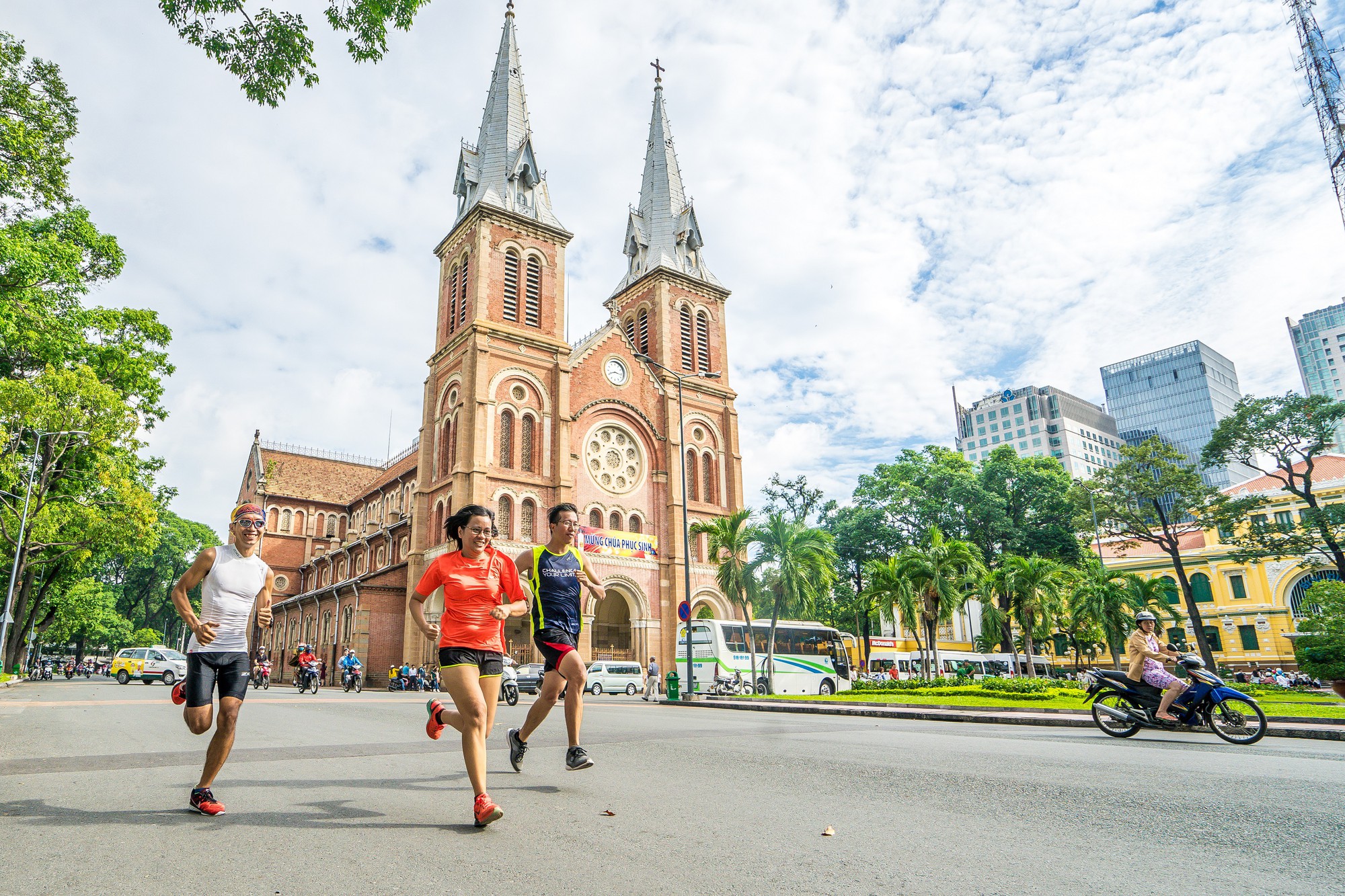 Háo hức đếm ngược tới giải Marathon Quốc tế TP HCM Techcombank 2017 - Ảnh 1.