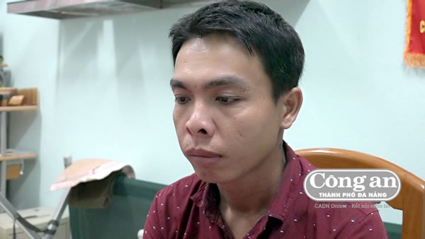 Đi bảo kê, chăn dắt gái sau khi trốn 2 lệnh truy nã