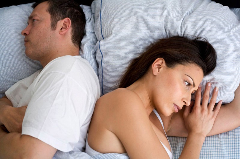 Vợ nổi đóa vì chồng kiêng yêu theo lịch của thầy - Ảnh 1.