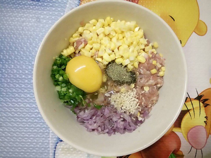 Chả ng&ocirc; sữa &ndash; M&oacute;n đưa cơm ng&agrave;y mưa&rdquo; - Ảnh 2.