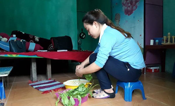 Tan ca lúc nửa đêm, nữ công nhân gặp cảnh bất ngờ - Ảnh 1.