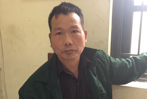 Đang ở vườn hoa, kẻ trốn truy nã bị bắt