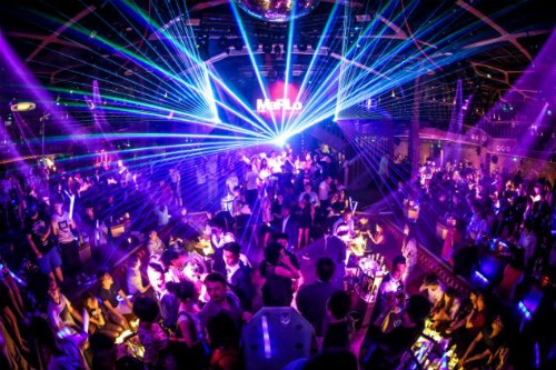 8 nguyên tắc vàng đi bar cho người ít kinh nghiệm