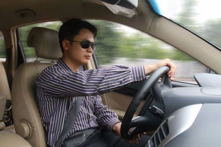 Kiến thức t&agrave;i mới cần biết để l&aacute;i xe &ocirc;t&ocirc; an to&agrave;n khi đi xa - Ảnh 1.