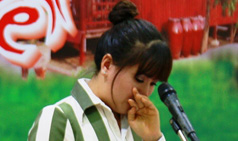 Nữ sinh viên đẹp như "hot girl" trải lòng sau cuồng ghen