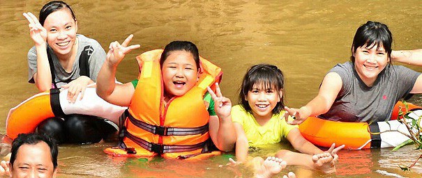 Đầy ắp kỷ niệm tắm đồng mùa nước nổi