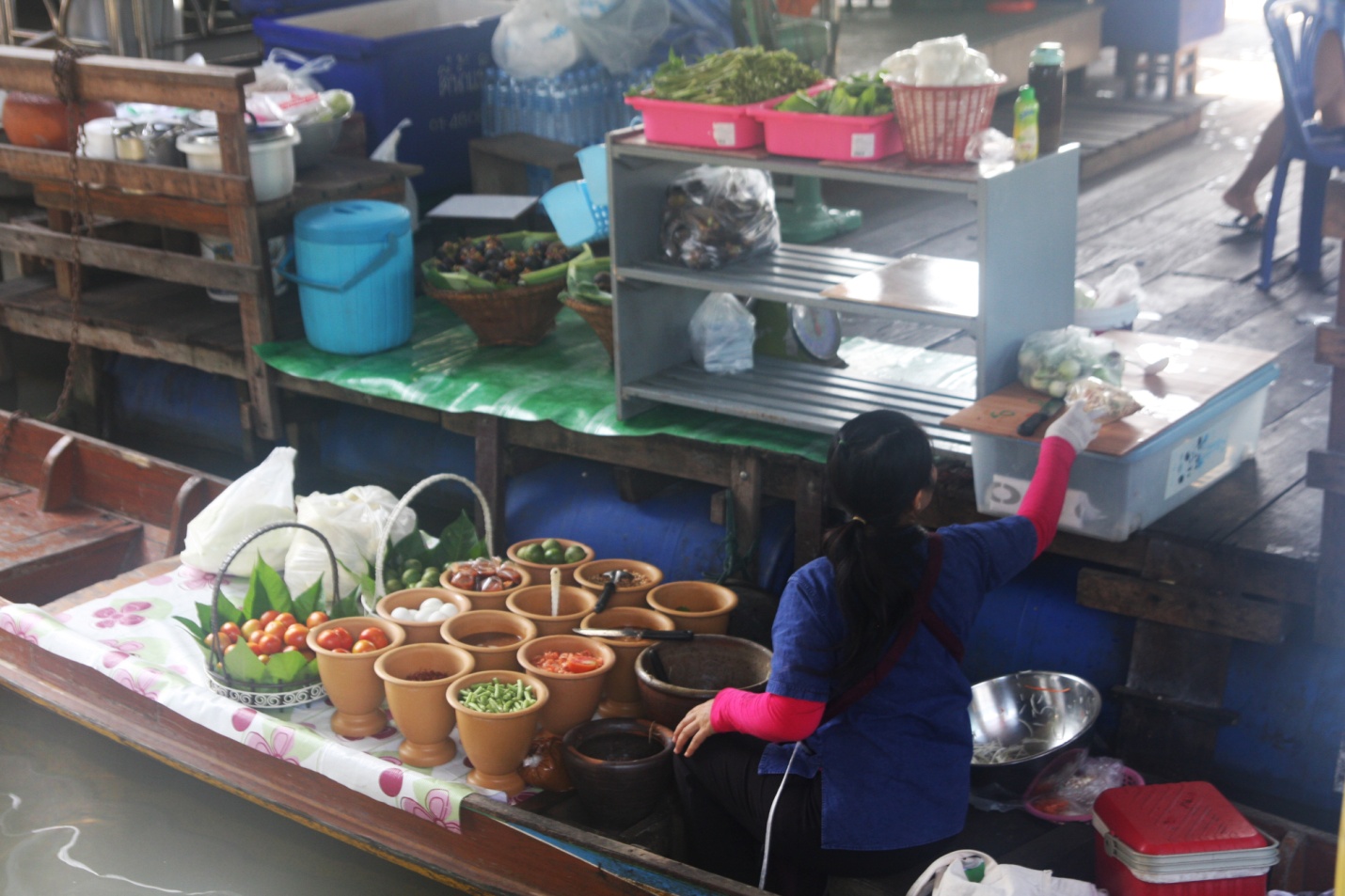 Đi chợ nổi Taling Chan ở Bangkok - Ảnh 11.