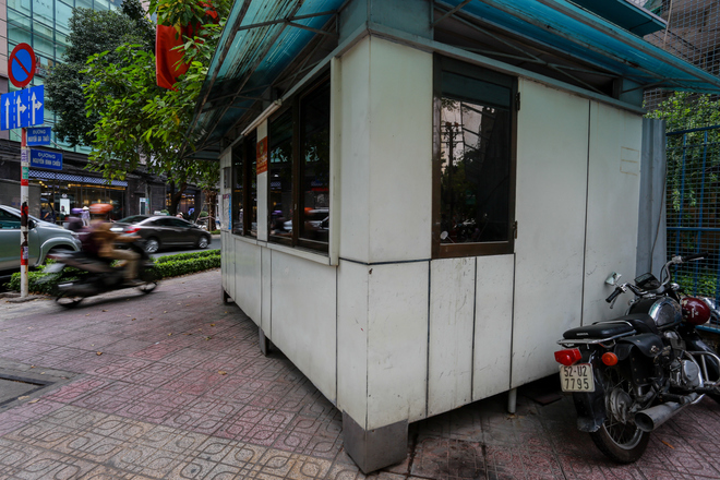 Điểm mặt gần chục chốt dân phòng vẫn chiếm vỉa hè