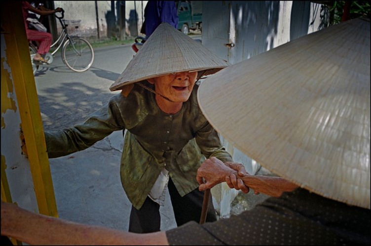 Ảnh để đời về miền Tây năm 2007 - Ảnh 13.