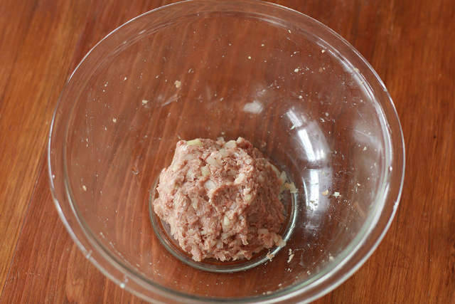 Làm bánh bao bằng nồi cơm điện vừa tiện vừa ngon - Ảnh 5.
