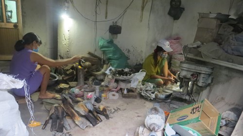 
Kho sừng trước khi chế t&aacute;c.
