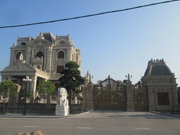 Toàn cảnh lâu đài của đại gia Hà Nam
