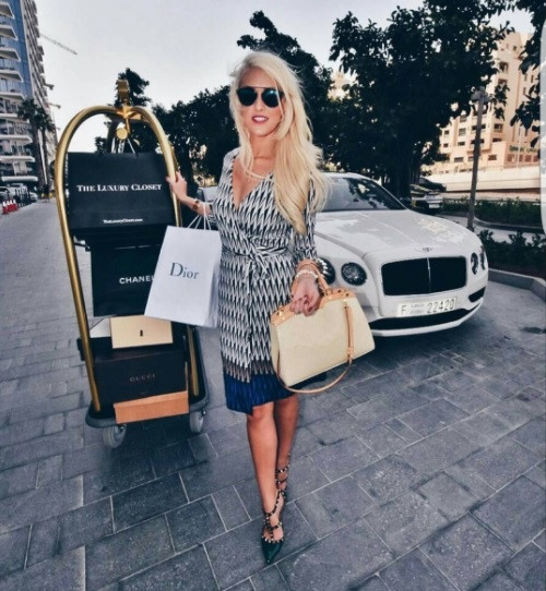 Cuộc sống của hội con nh&agrave; gi&agrave;u Dubai - Ảnh 3.