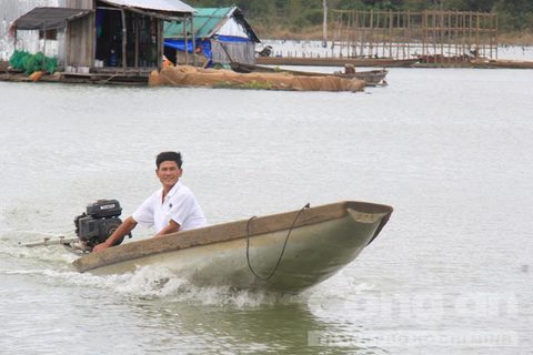B&iacute; ẩn l&agrave;ng ch&agrave;i  tr&ecirc;n n&uacute;i v&agrave; những ngư d&acirc;n ẩn hiện - Ảnh 3.