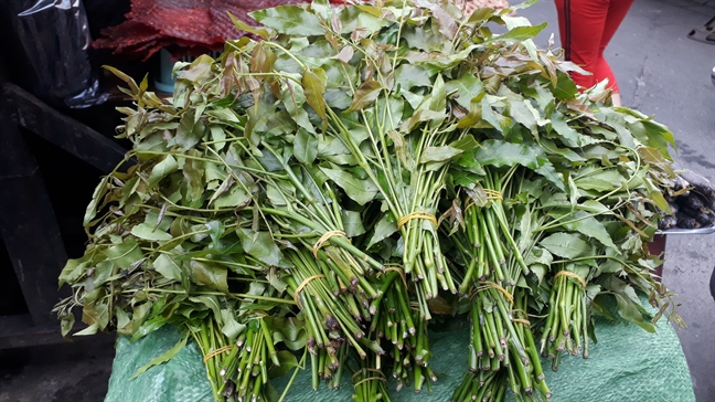 Đặc sản Th&aacute;i Lan, Campuchia đổ bộ chợ truyền thống - Ảnh 3.
