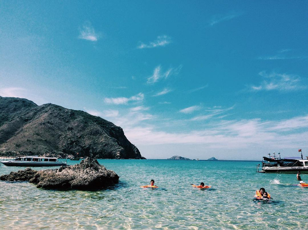 Hoang đảo đẹp kh&oacute; tin ở Quy Nhơn, ngỡ như trời T&acirc;y - Ảnh 1.